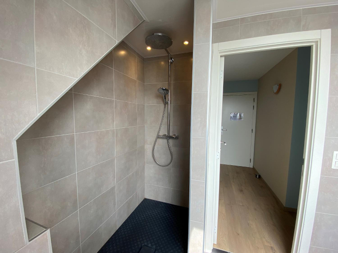 Bathroom, Apartment in Nieuwpoort near Marina, West-Vlaanderen