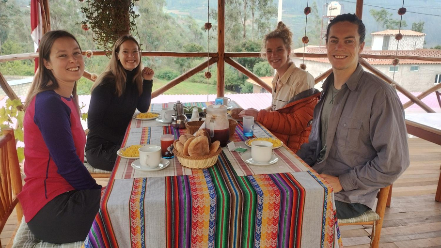 Food & Drinks 3, the wooden house choquequirao, Abancay