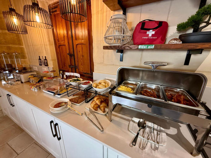 Food & Drinks 5, Ta' Matmura Boutique B&B