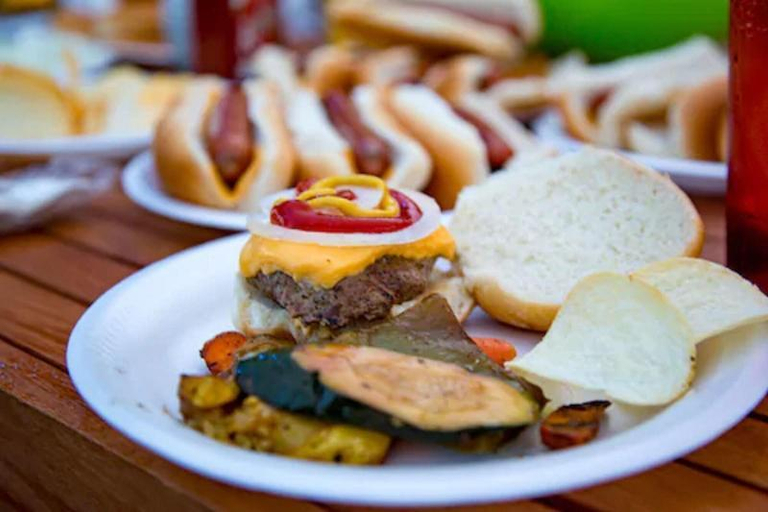 Food & Drinks 5, Nomada Urban Beach Hostel- Calle Loiza