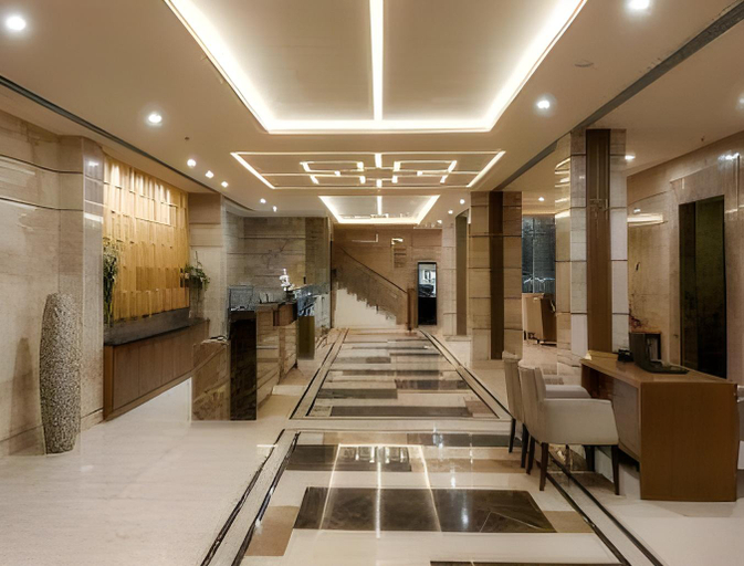 Public Area, Days Hotel Chennai OMR, Kancheepuram