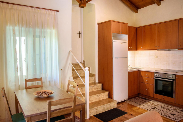 Others 4, Dual House In Methydrio, Peloponnese