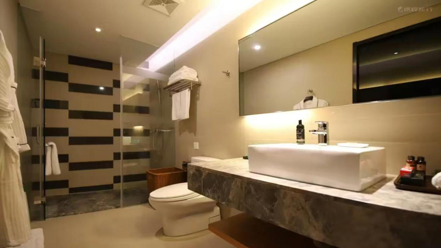 Bathroom 3, Huangshan Yeechoi Hotel, Huangshan