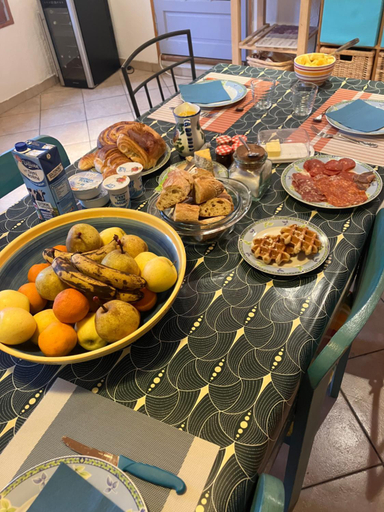 Food & Drinks 5, Chambre d'hote climatisee Les Maisons de Gaia, Aude