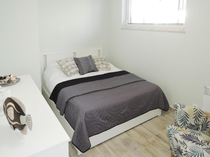 Bedroom 2, Apartment in Lukecin near Sandy Beach, Kamień