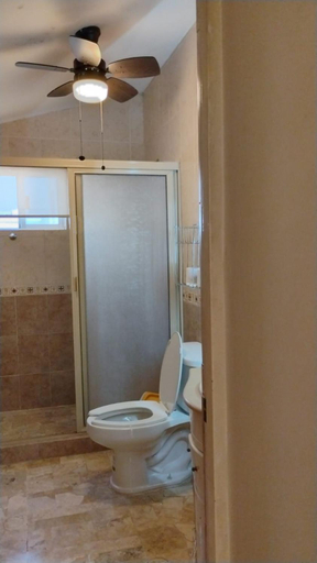 Bathroom 4, Cumbresuites, Monterrey