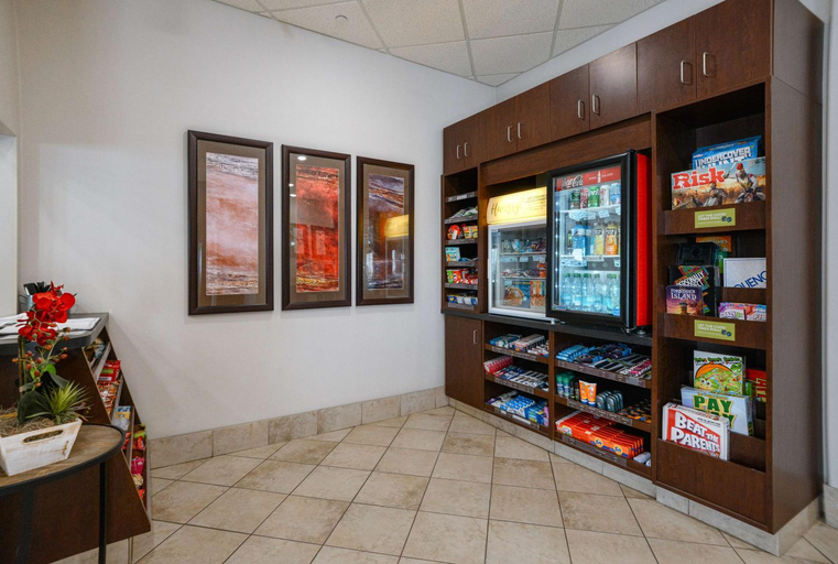 Food & Drinks 3, Coast Weyburn Hotel, Division No. 2