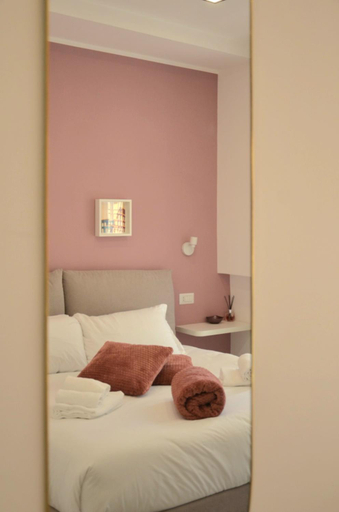 Bedroom 2, Vatican View Experience, Rome
