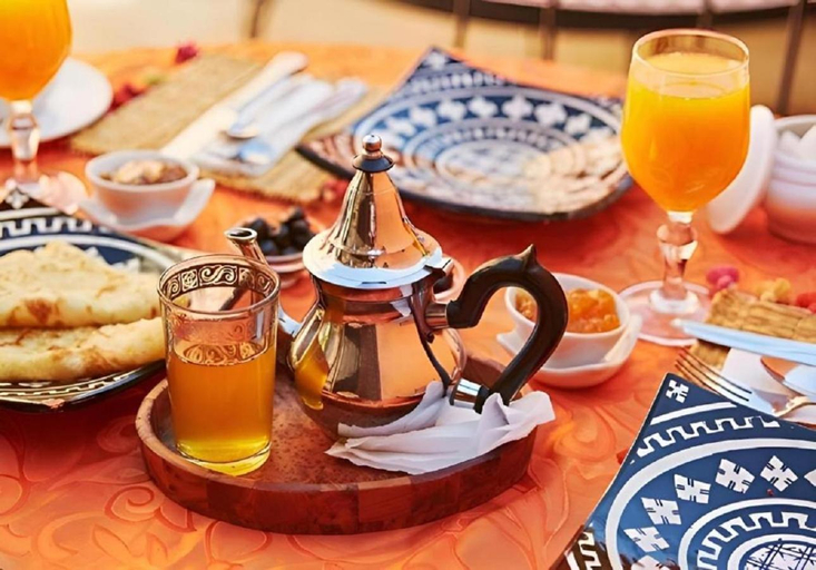 Food & Drinks 5, Desert Luxury Tented & Activities, Errachidia