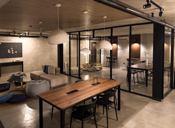Food & Drinks 5, Yamato Hostel, Pasay City