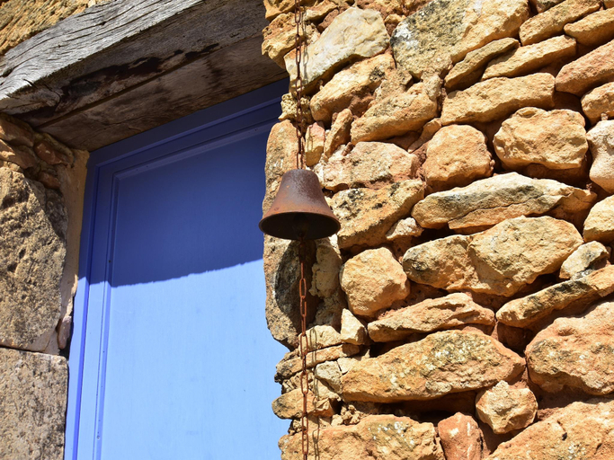 Others 3, Hilltop Haven in Meyrals, Dordogne
