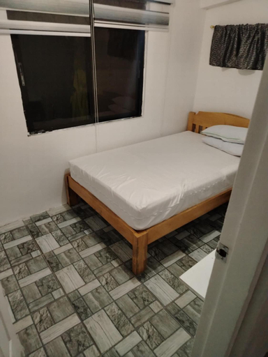 Others 3, Pamarayeg Room, Bilar