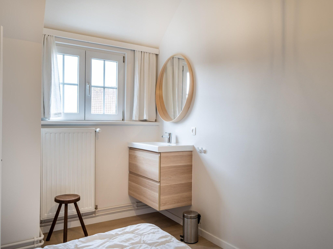 Bathroom, Villa in St-Idesbald near the Sea, West-Vlaanderen
