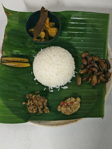 Food & Drinks 4, The Royal Camellia Bambo cottage and Restaurant, Golaghat
