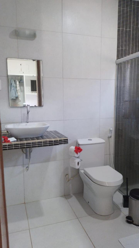 Bathroom, Pousada do Mano, Fernando de Noronha