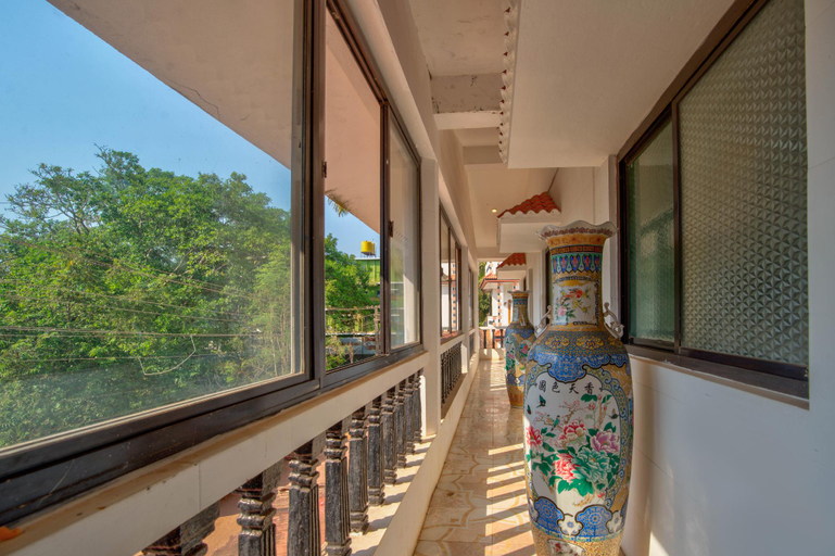 Public Area 2, Swizel Nook Stay, North Goa