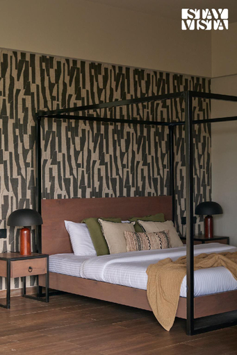 Bedroom 3, StayVista at The Reflection House, Raigarh