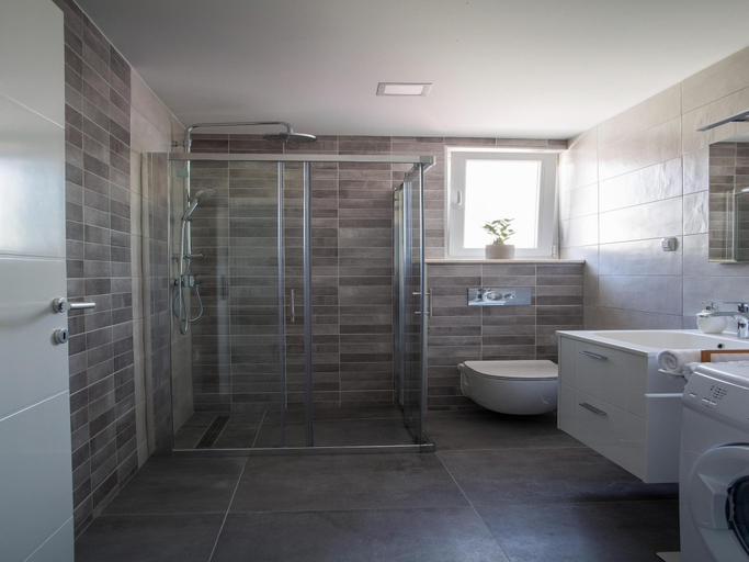 Bathroom, Apartment in Imotski near Lakeside Bliss, Imotski