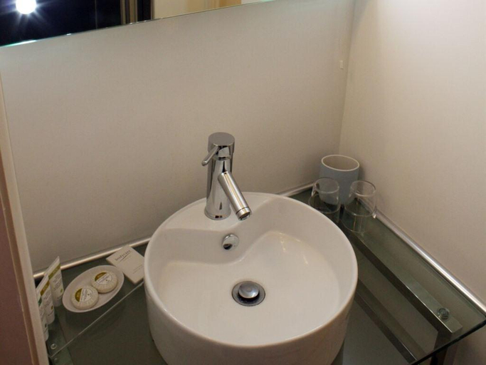 Bathroom, Riverside House, Norfolk