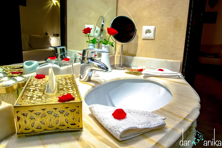 Bathroom 5, Riad Dar Anika, Marrakech