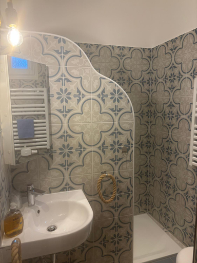 Bathroom 2, Haus Seemannstreu, Aurich