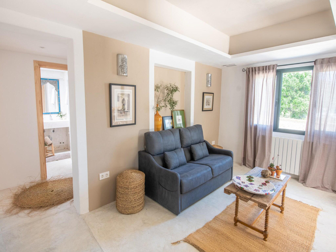 Others 5, Villa in Vejer with Natural Park Views, Cádiz