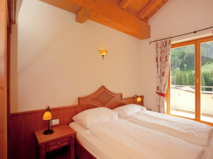 Bedroom, Chalet in Saalbach near Ski Lift, Zell am See