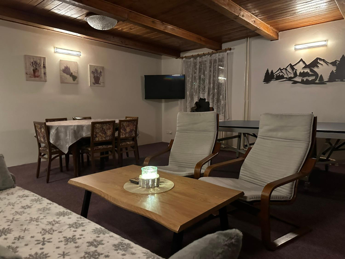 5, Chata Slunecna louka, Trutnov
