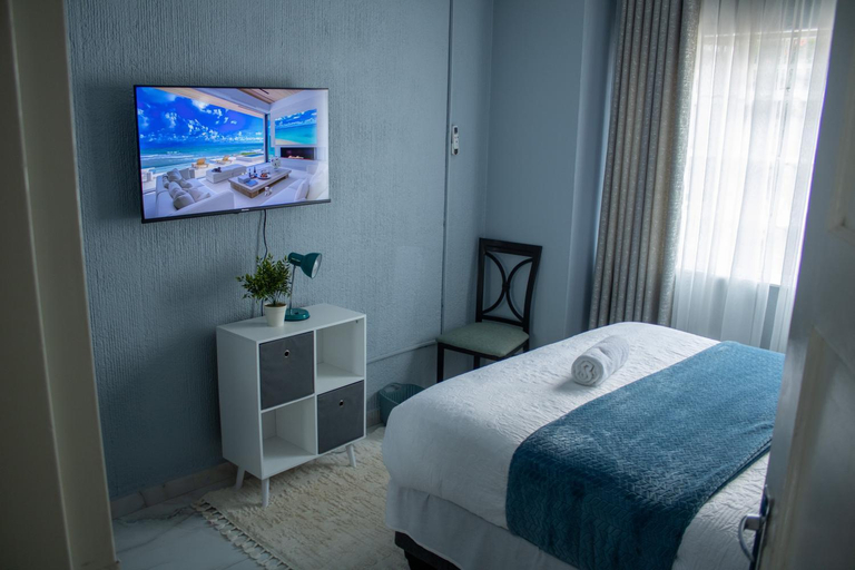 Bedroom 2, Rehoboth Ezulwini Suites, Lobamba