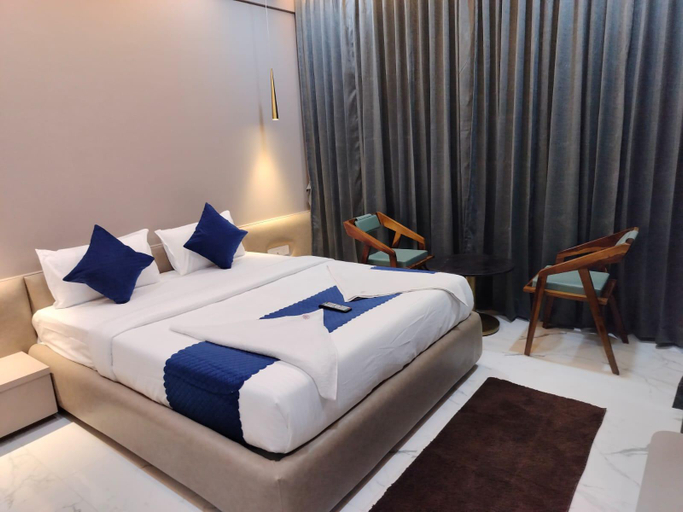 Bedroom 2, Hotel Laxmi Elite , Satara