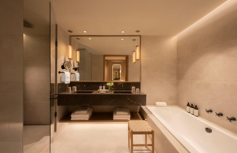 Bathroom 5, Fairmont La Hacienda Costa del Sol, Cádiz
