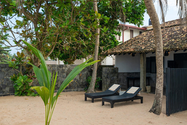 Exterior & Views 2, Blue Parrot Beach Villa, Hikkaduwa