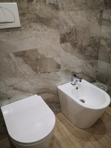 Bathroom 3, Monti Tiburtini Roma Guest House, Roma