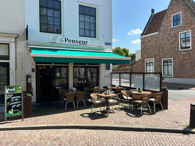 Exterior & Views 4, Le Penseur, Middelburg