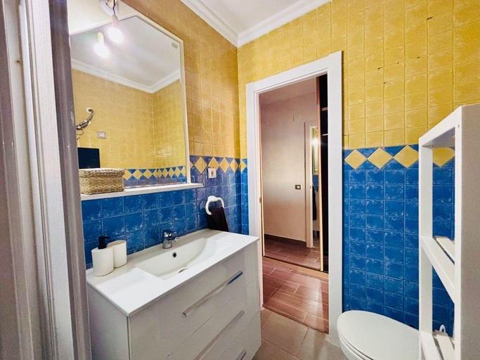 Bathroom 3, Apartamento en PRIMERA LINEA de PLAYA, Granada