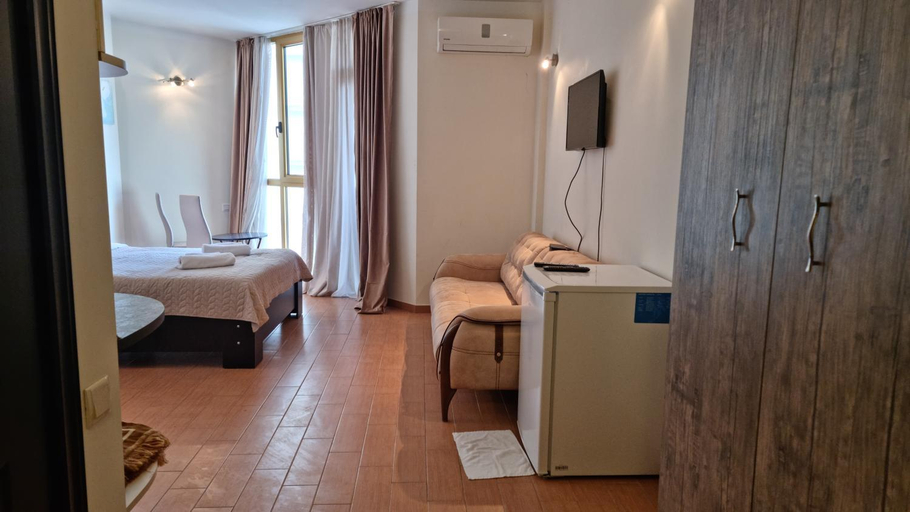 Others 4, Sea View Apartment near Grand Mall, Batumi