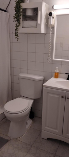 Bathroom 2, Trinitaria House Hotel