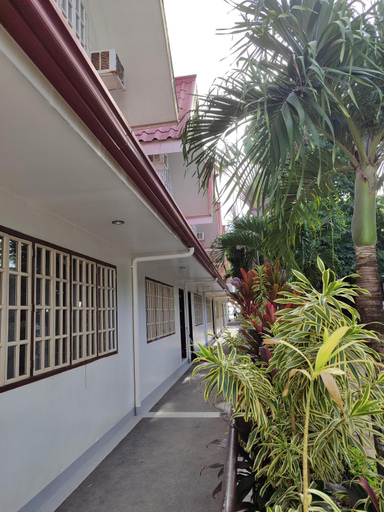 Others 4, Castle Rock Apartelle, Malay