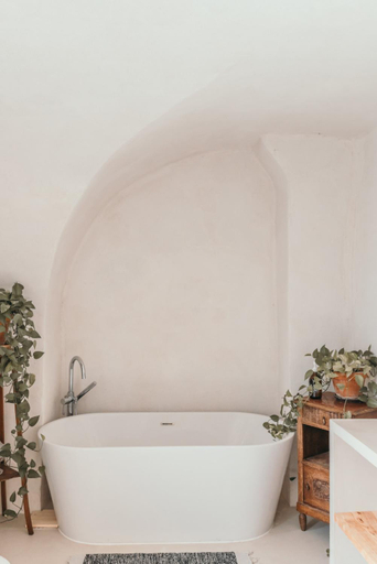 Bathroom 2, Chambre d'hotes Guillaumand, Gard