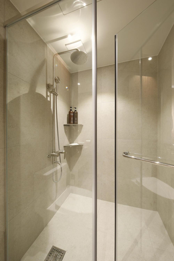 Bathroom 2, Hongdae St10, wide,bright & stylish house, Mapo