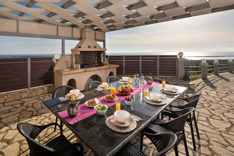 Others 5, Villa Mediterranean View, Ionian Islands