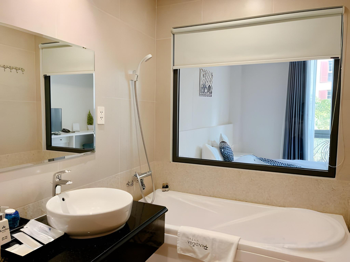 Bathroom 4, Ballantine Hotel Phu My Hung SECC, District 7