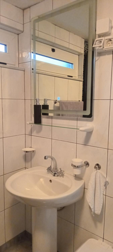 Bathroom, Pool House Maslina, Herzegovina-Neretva
