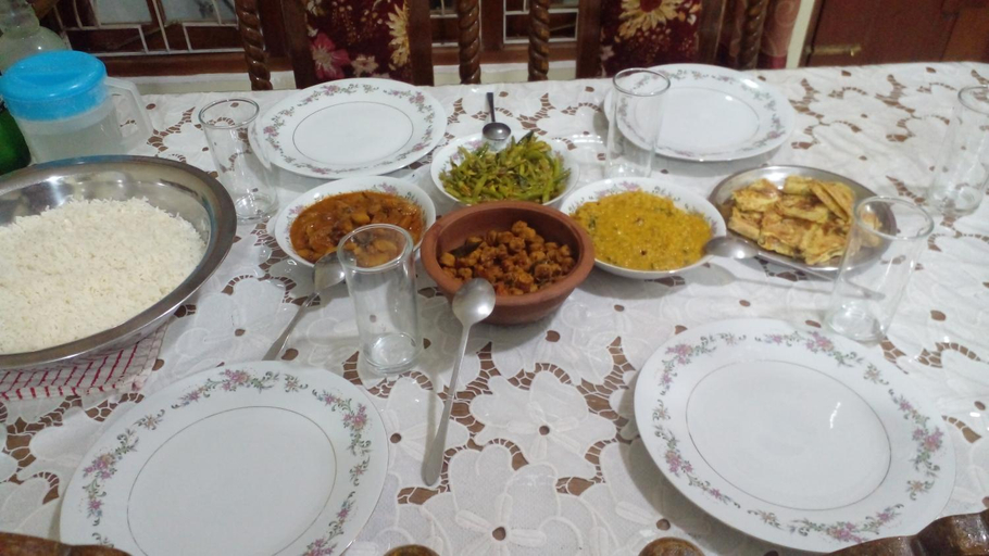 Food & Drinks 5, Haranya homestay, Ambagamuwa
