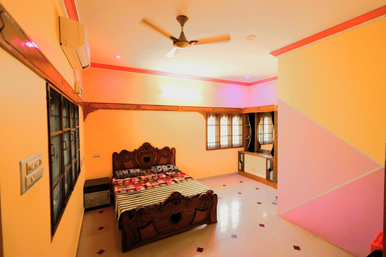 Bedroom, Heartson Riverview Resorts, Salem