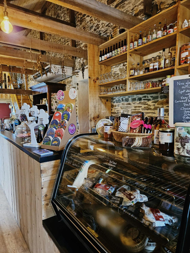 Food & Drinks, Camping a la ferme - Hebergements insolites, Manche