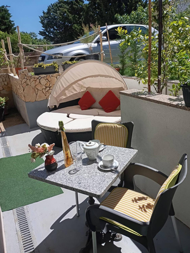Food & Drinks, Guest House Helena close to Beach, Krk
