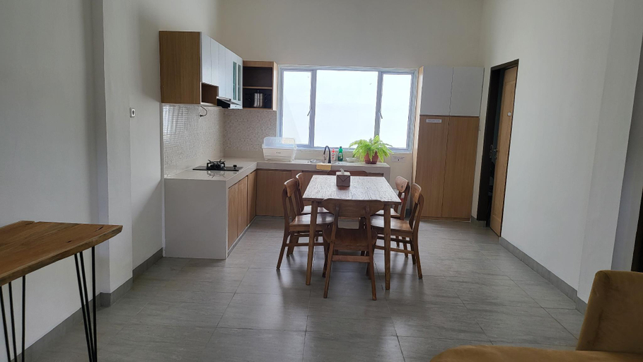Others 4, Rumah Tropis Apt. - Type Standards (Lantai Dasar), Pekanbaru