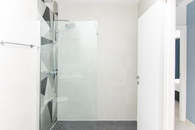 Others 3, Supreme Apartments Adriatico with Sea View, Umag