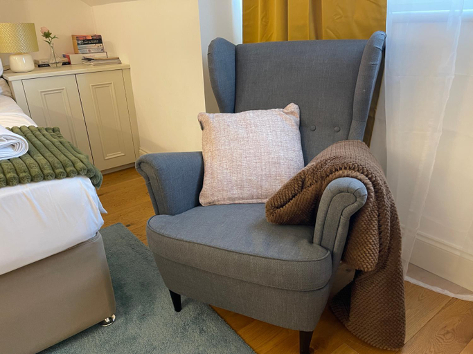 4, London Luxe Rooms, London